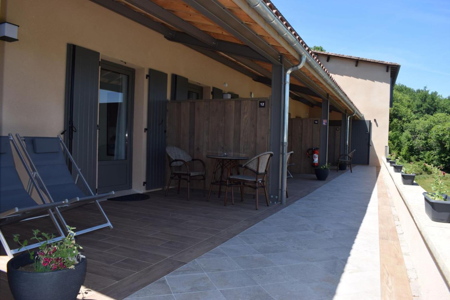 Domaine De La Rhonie Hotel Meyrals ภายนอก รูปภาพ