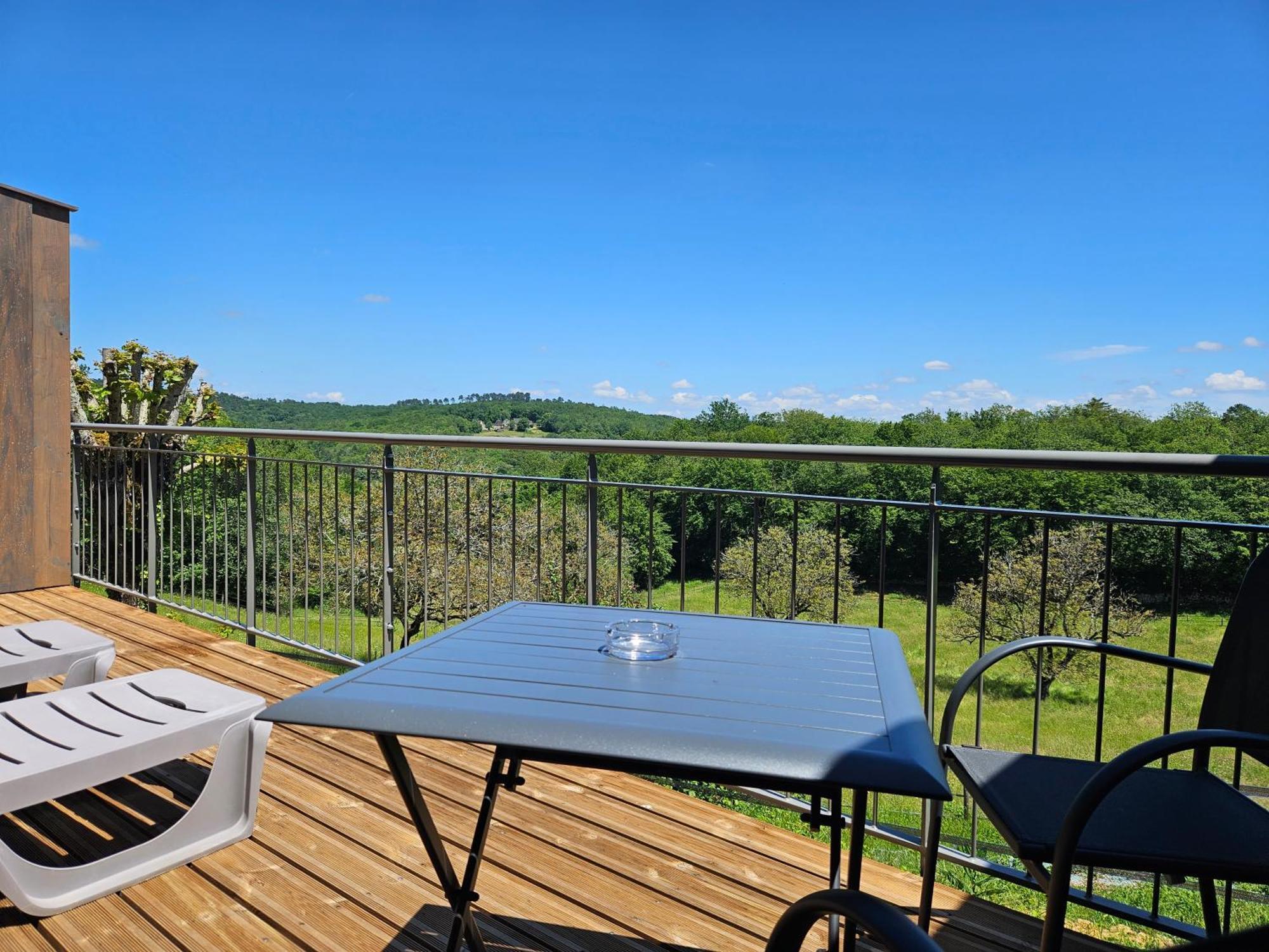 Domaine De La Rhonie Hotel Meyrals ภายนอก รูปภาพ