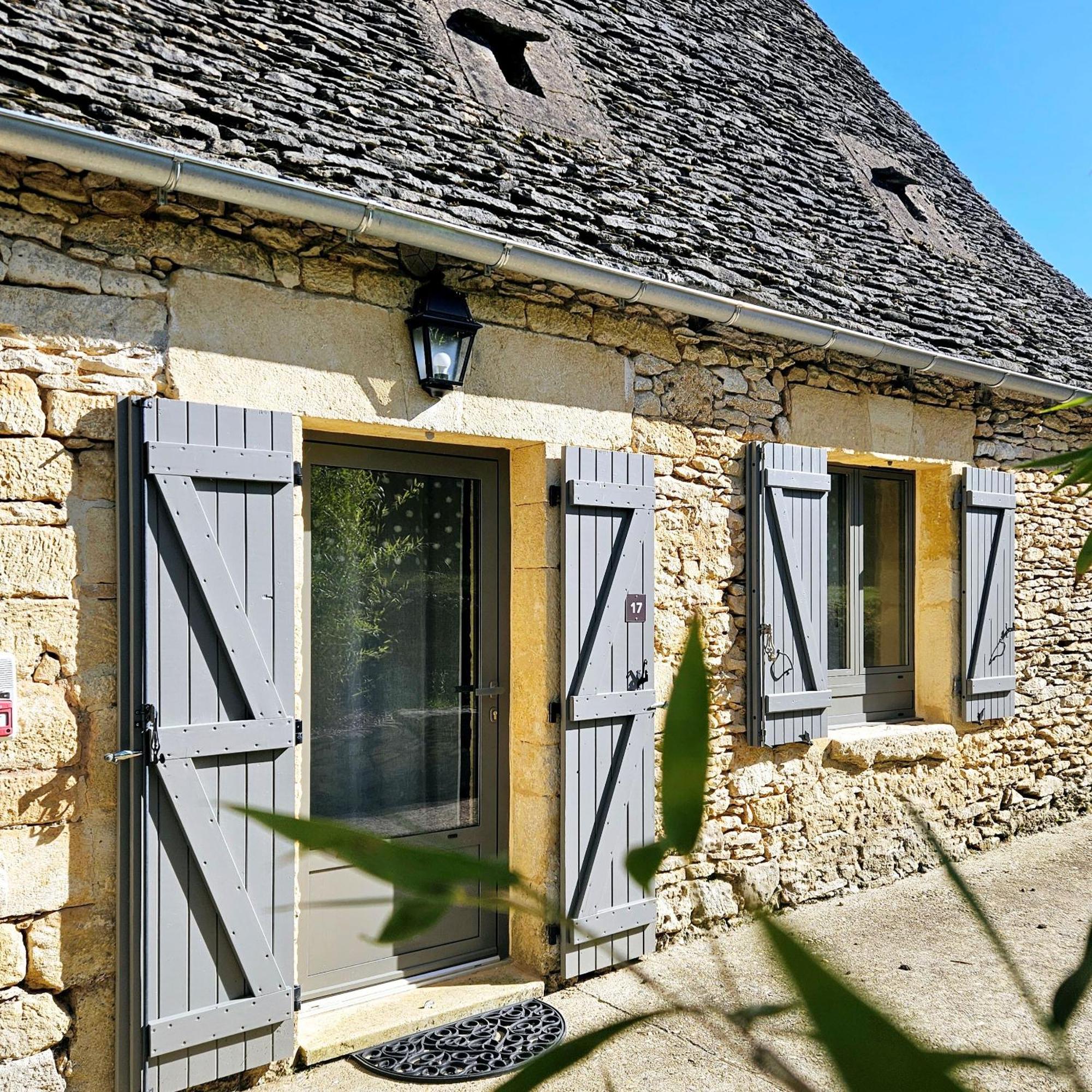 Domaine De La Rhonie Hotel Meyrals ภายนอก รูปภาพ