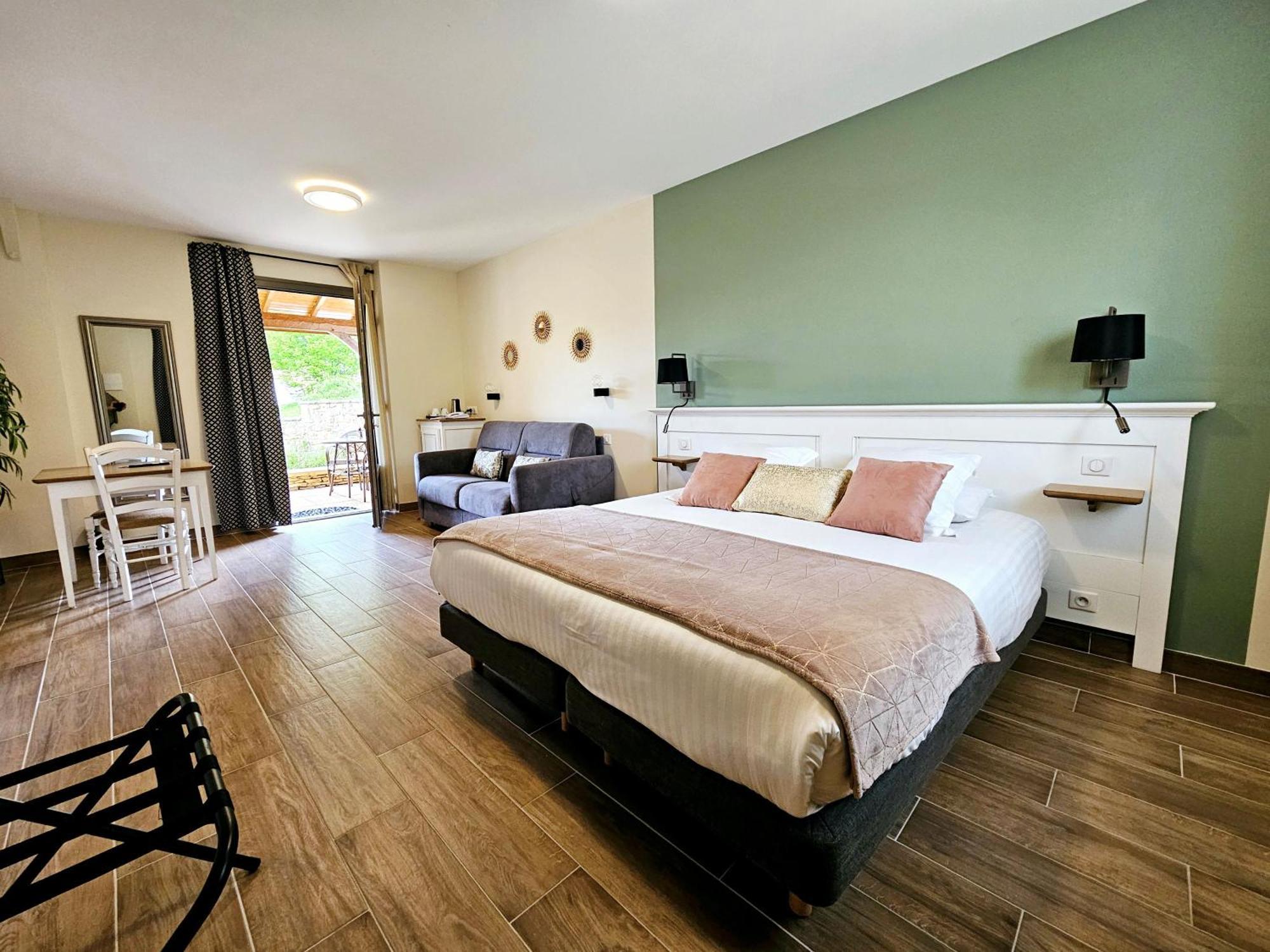 Domaine De La Rhonie Hotel Meyrals ภายนอก รูปภาพ