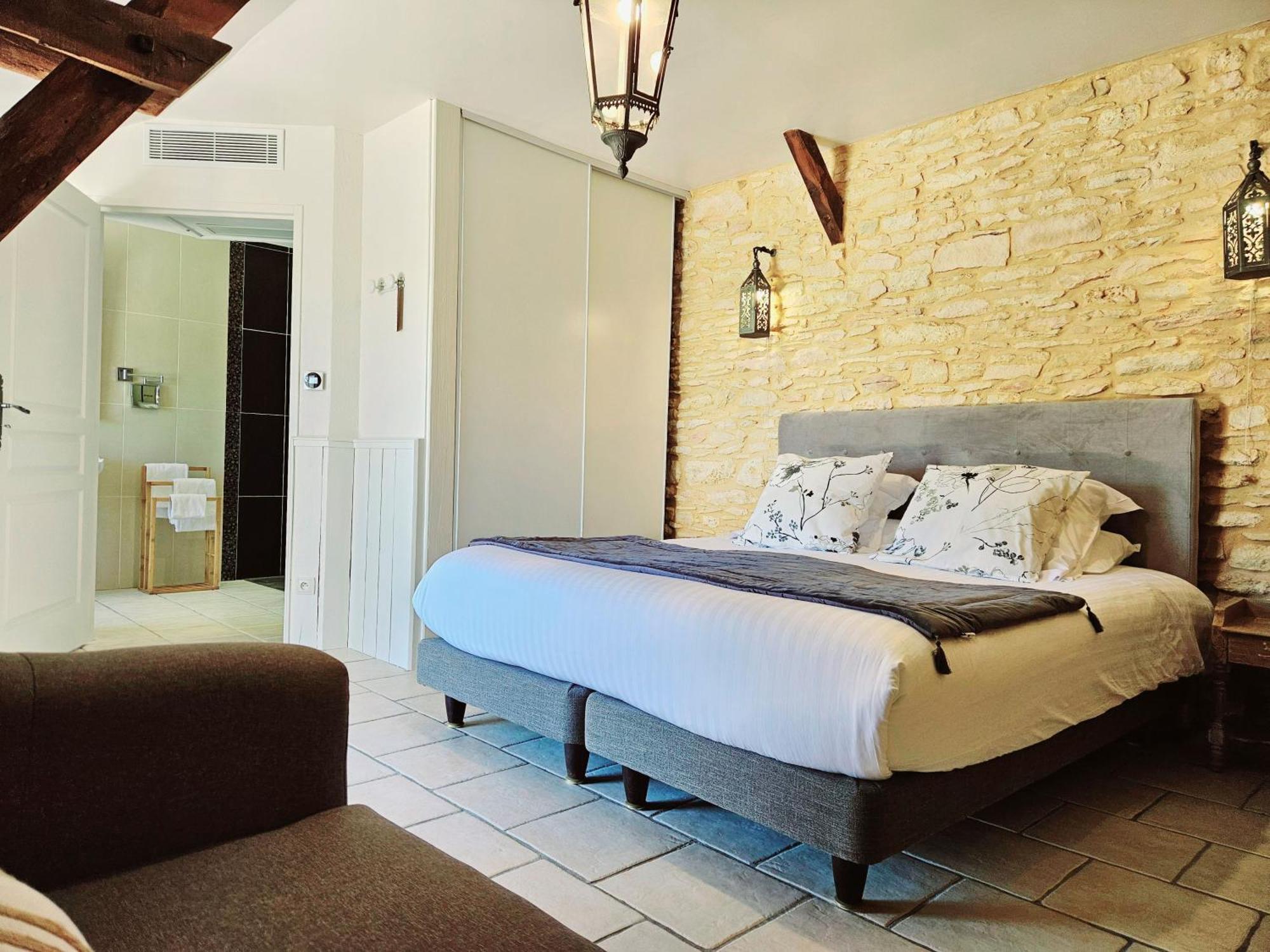 Domaine De La Rhonie Hotel Meyrals ภายนอก รูปภาพ