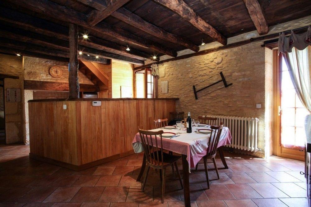 Domaine De La Rhonie Hotel Meyrals ภายนอก รูปภาพ